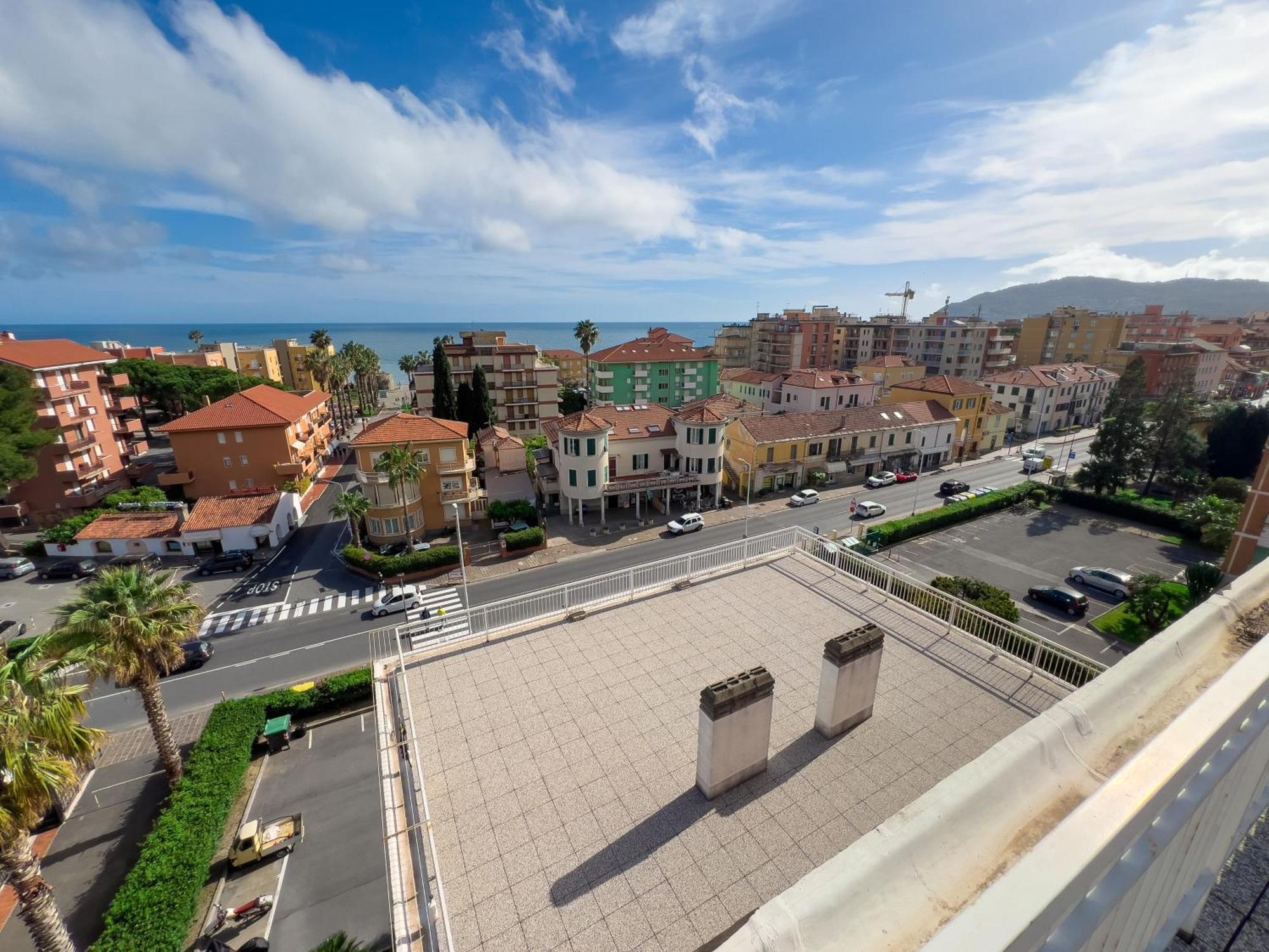 Casa Carlotta Apartment San Bartolomeo Al Mare Luaran gambar