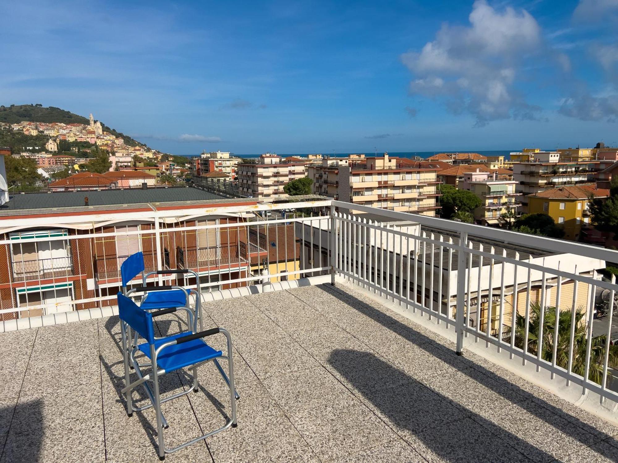 Casa Carlotta Apartment San Bartolomeo Al Mare Luaran gambar
